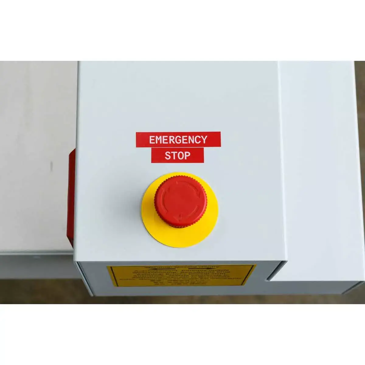 Brady M21-750-595-RD vinyl label 1.91 cm x 6.4 m Photo 2