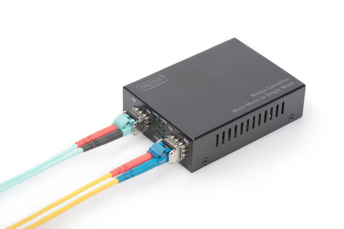 Медиа-конвертер SFP Digitus DN-82133 Photo 8