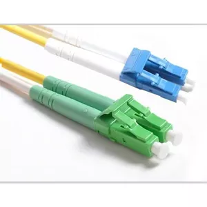 Fibre optic cable Microconnect FIB447002 LC OS2 2m Yellow