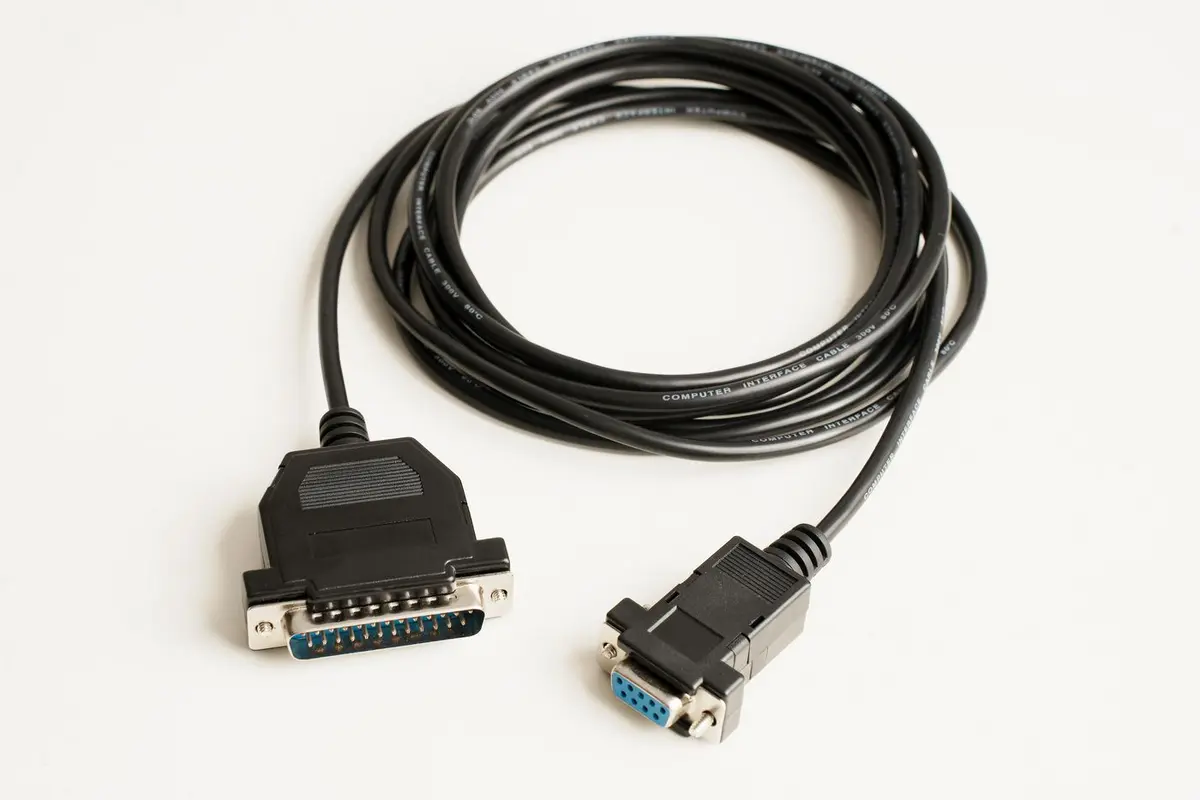 MicroConnect IBM029B Serial Cable Photo 2